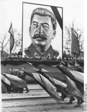 Stalinisme : le « complot des Blouses blanches »