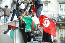 A propos des révoltes des jeunes : l'univers informel et la démocratie
