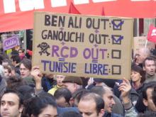 Vive  la révolution tunisienne, avant-garde de la révolution en Afrique du Nord et au Moyen-Orient