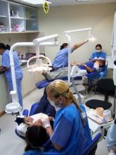 Un système de santé atteint de «contradiction idéologique»