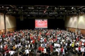 Une convention réussie fait glisser à gauche les Socialistes démocrates